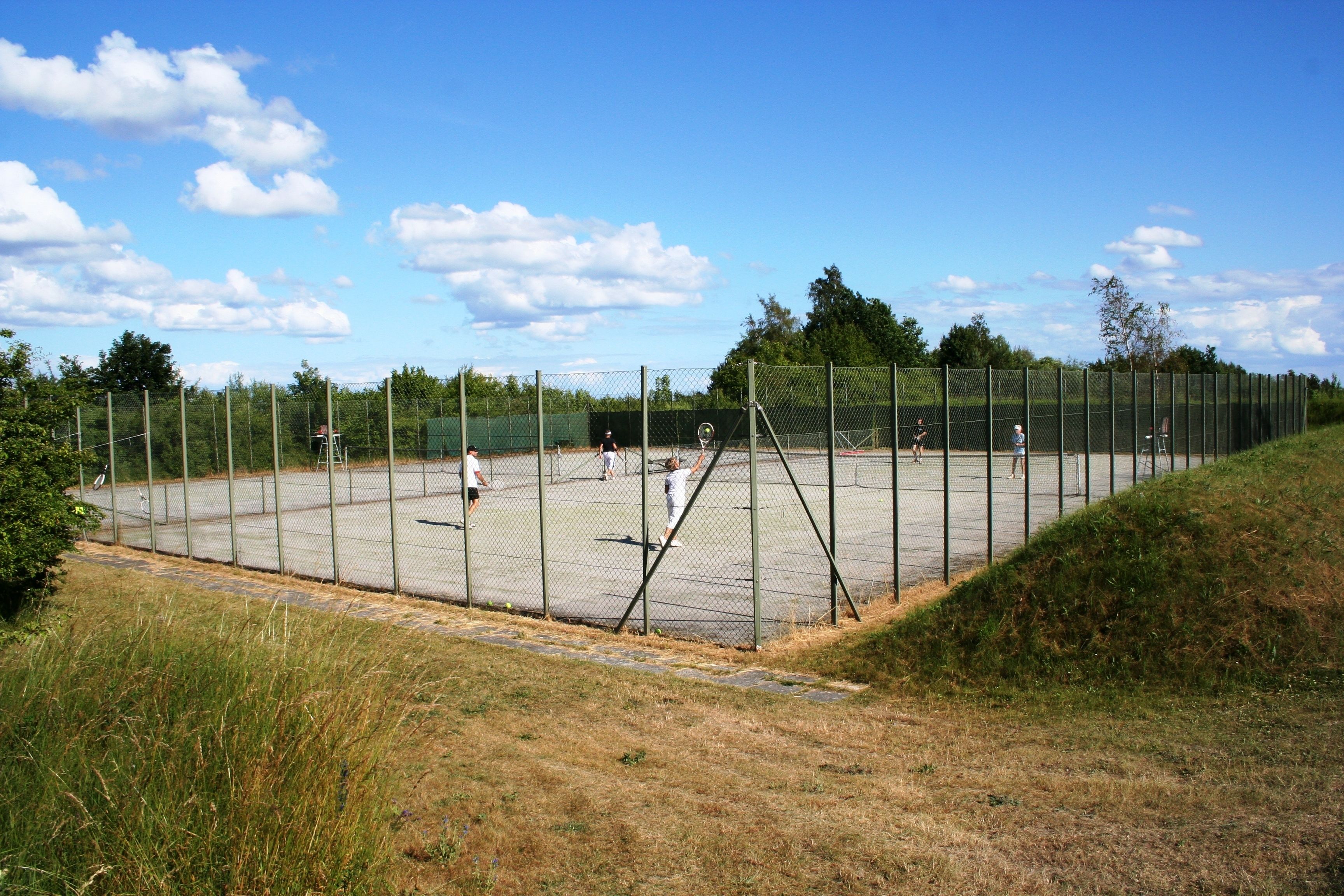 Tennis court