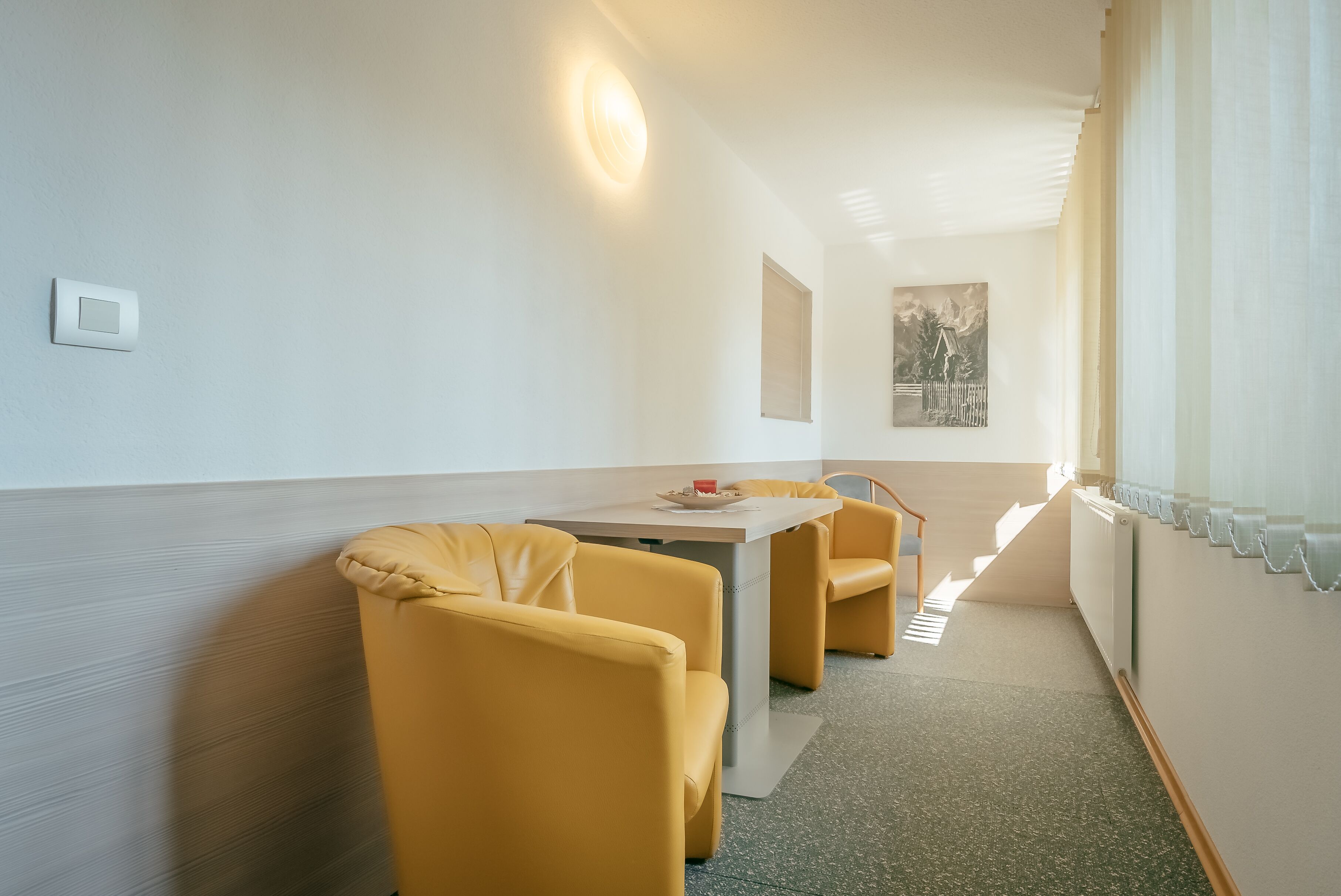 triple room | living area | 37-inch lcd tv with cable channels, tv