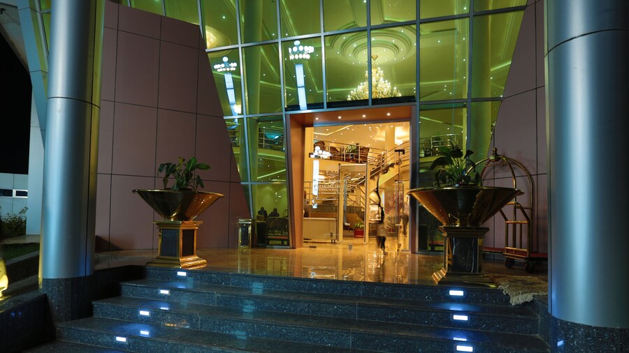 Friendship International Hotel