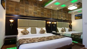 Imperial Deluxe | 1 bedroom, hypo-allergenic bedding, in-room safe, desk