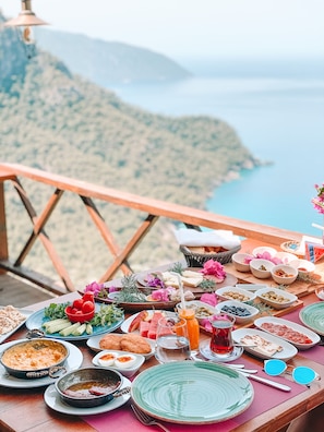 Se sirven desayunos y cenas