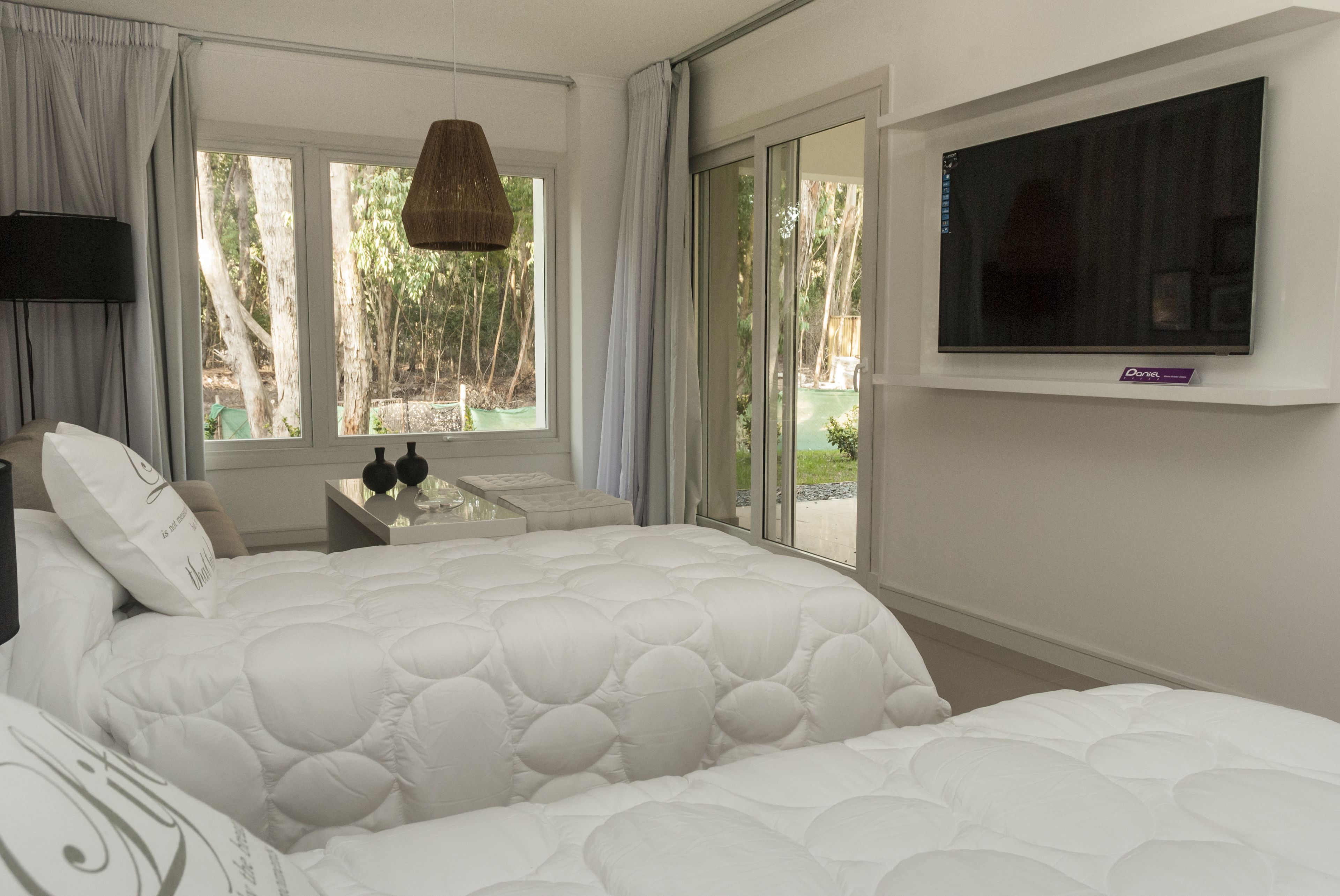 In-room safe, cribs (free), WiFi (free), bed sheets