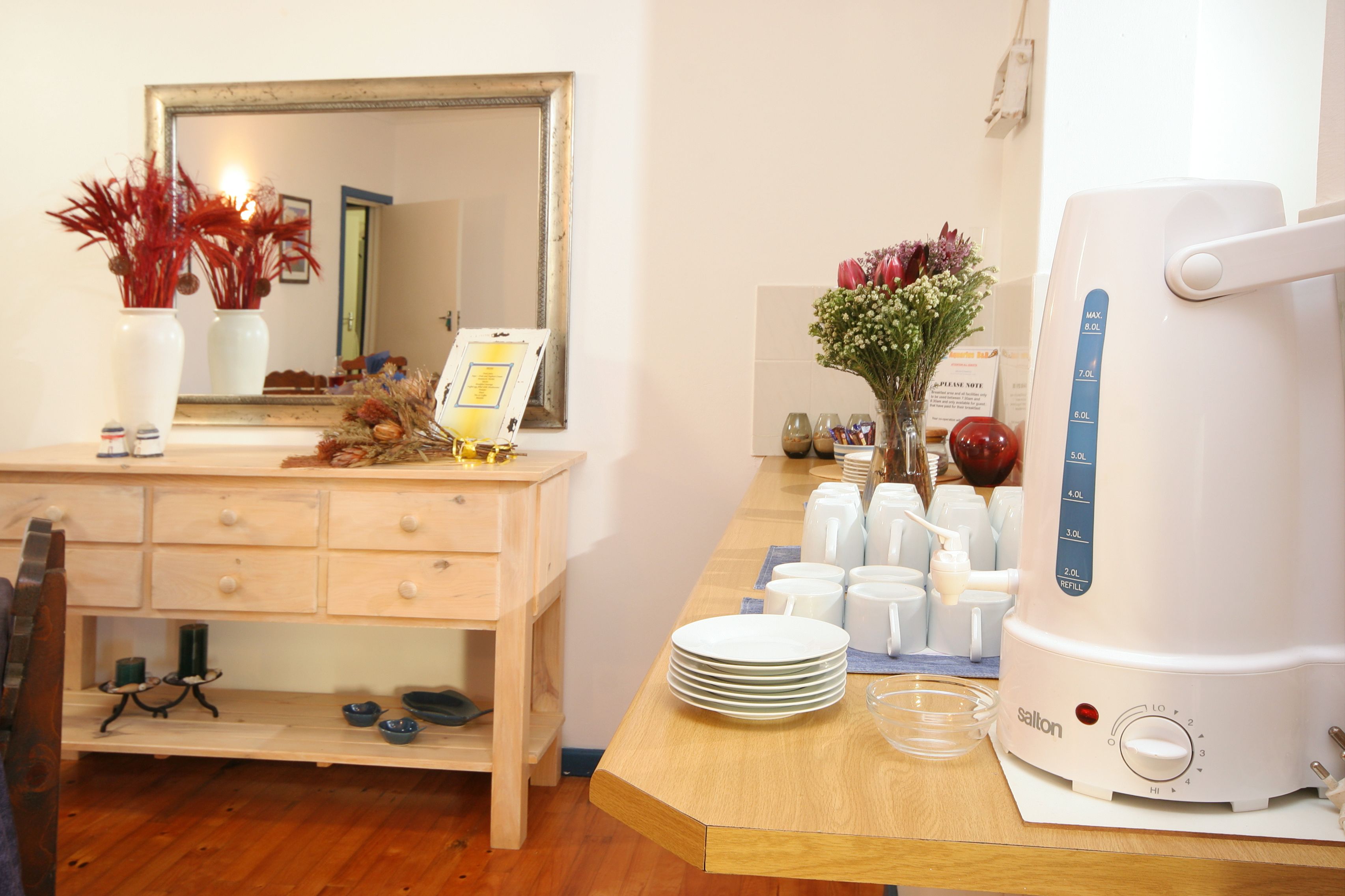 Breakfast area
