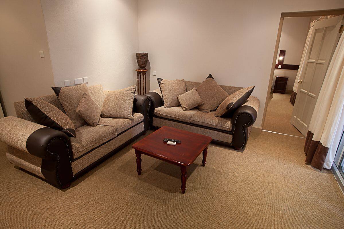 deluxe twin room | living room | lcd tv