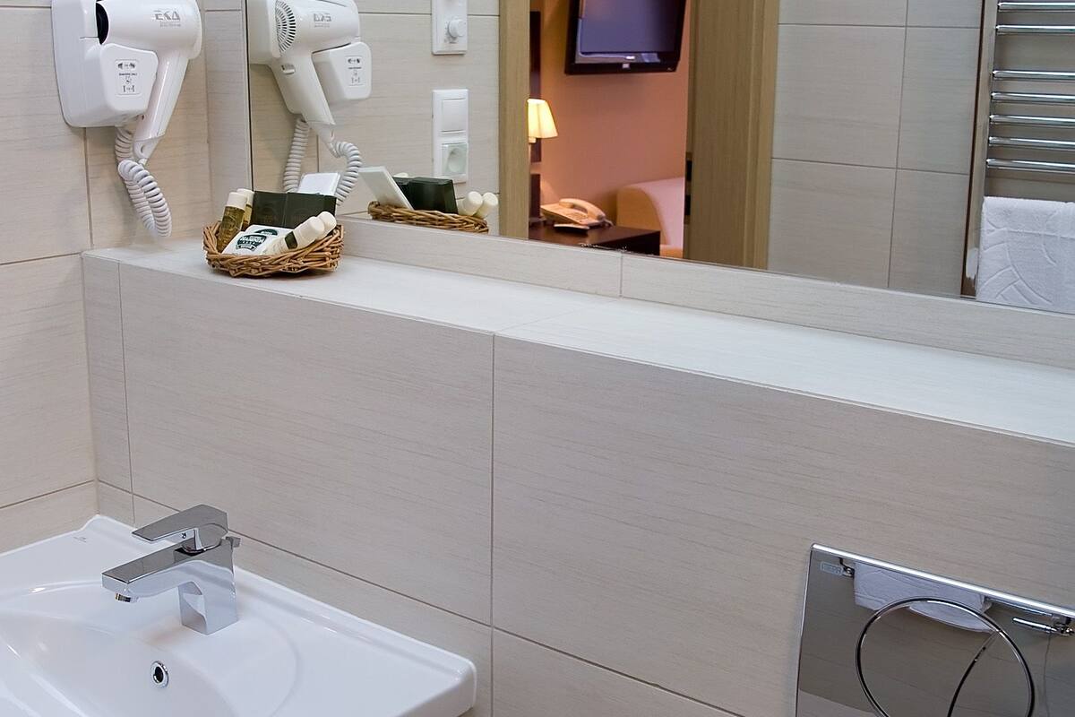 shower, designer toiletries, hair dryer, bathrobes