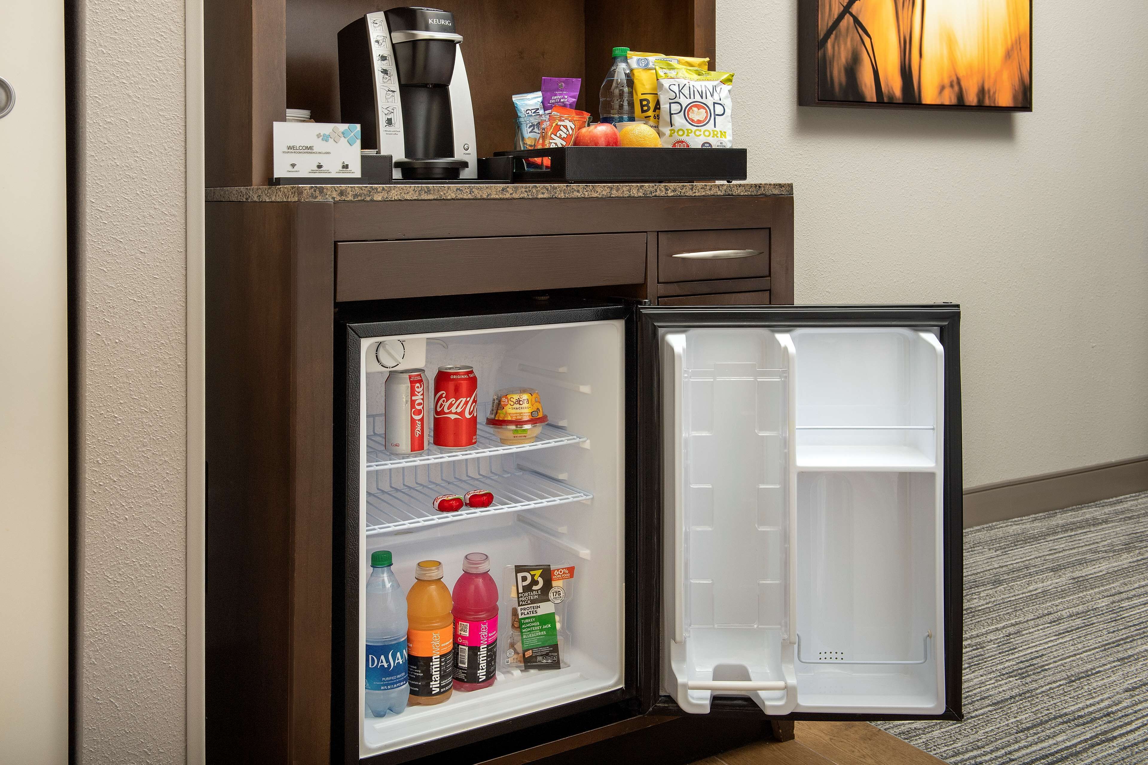 1 bedroom, in-room safe, desk, laptop workspace