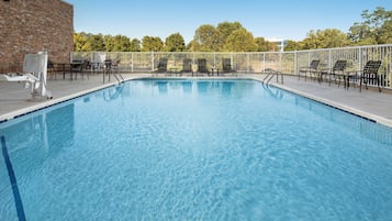 Utomhuspool
