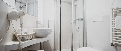 Chambre Standard Double ou avec lits jumeaux | Salle de bain