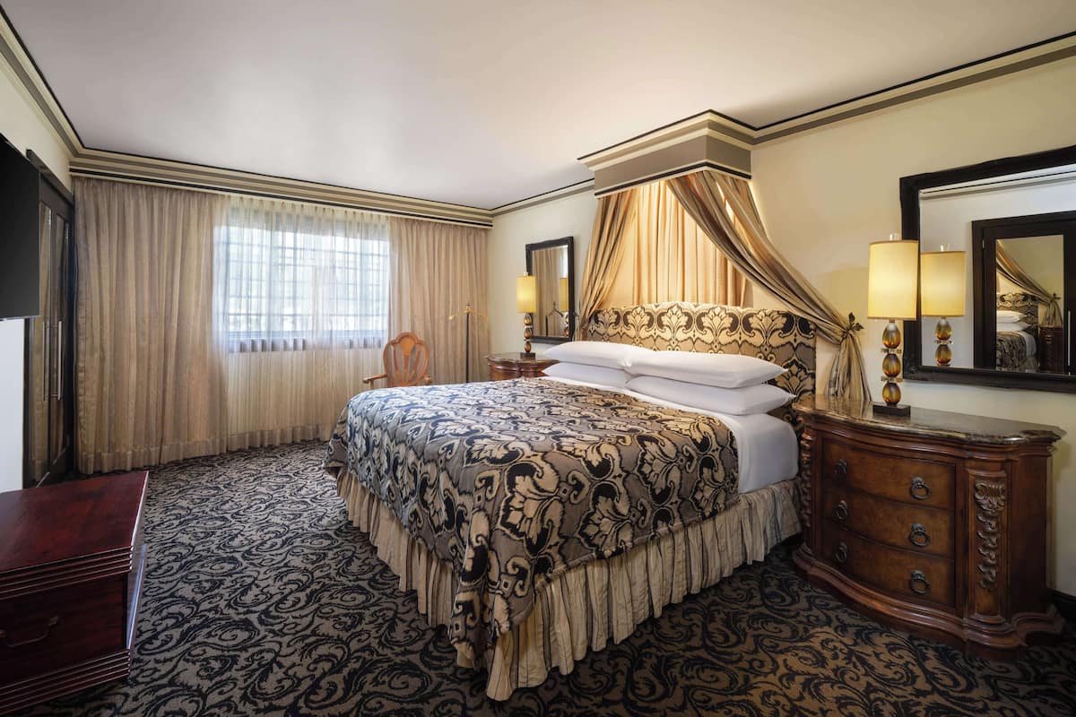 Suite, 1 King-Bett, Nichtraucher, Whirlpool