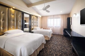 Ropa de cama de alta calidad y minibar 