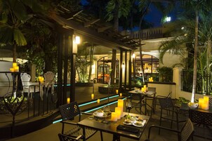 Bar (en la propiedad)