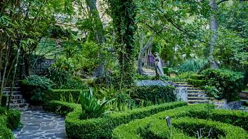 Master Suite | Garden