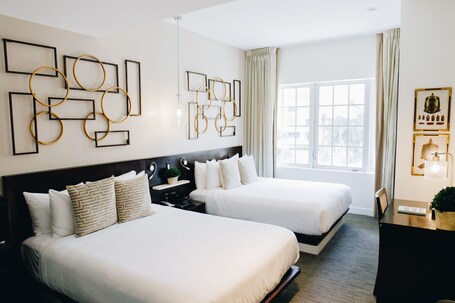 Berkeley Shore Hotel - Image 40