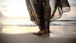Unclassified image, 2 of 63, button - Iberostar Waves Berkeley Shore (Miami Beach)