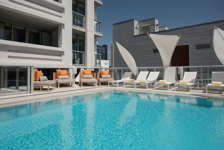 Berkeley Shore Hotel - Image 66