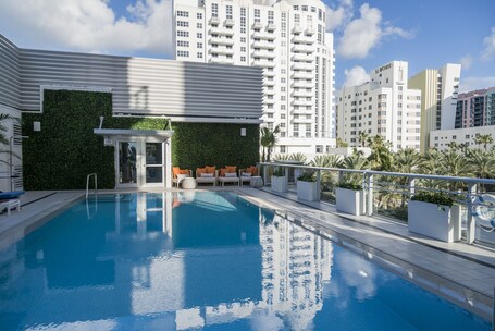 Berkeley Shore Hotel - Image 69
