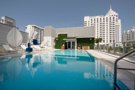 Berkeley Shore Hotel - Image 16