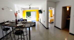 Pillowtop beds, minibar, free cribs/infant beds, free WiFi