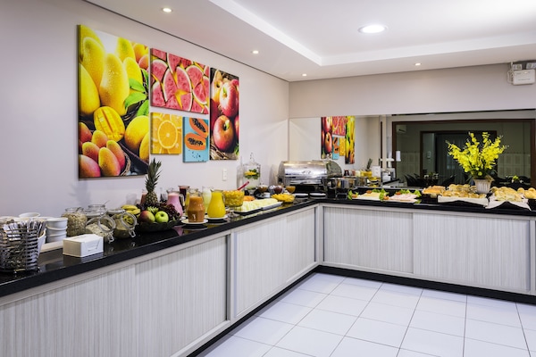 Petit déjeuner buffet compris tous les jours