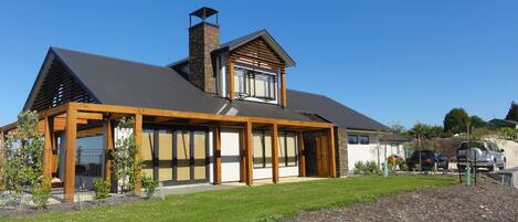 Entrada de la propiedad