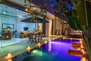 屋外プール