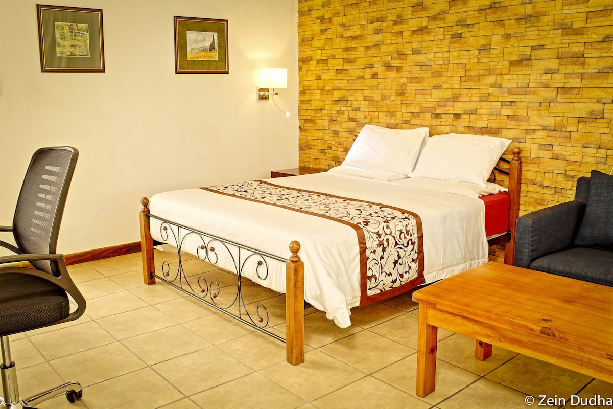 Standard Double Room | In-room safe, individually decorated, individually furnished, desk