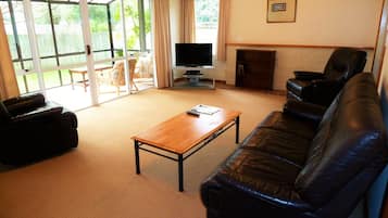 Family House, 3 Bedrooms | Living area
