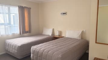 Egyptian cotton sheets, in-room safe, individually furnished, desk