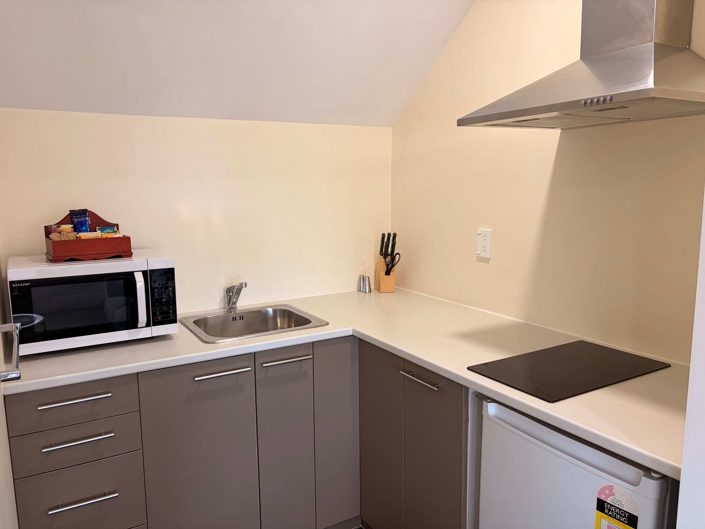 Standard Twin Room, Multiple Beds | Egyptian cotton sheets, in-room safe, individually furnished, desk