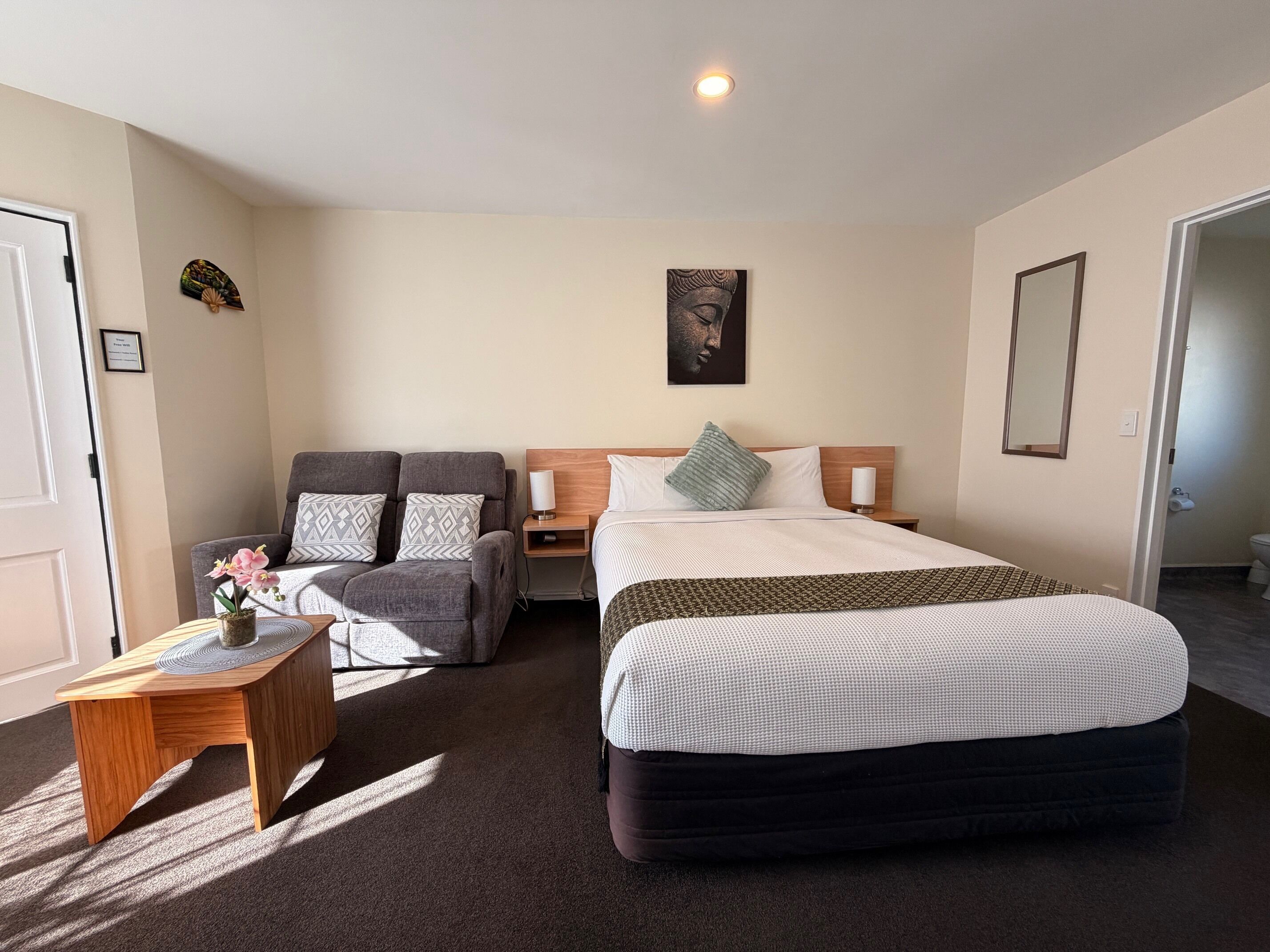 Studio Unit 1 | Egyptian cotton sheets, in-room safe, individually furnished, desk