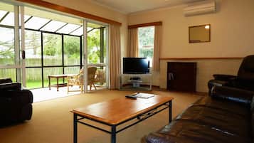 Family House, 3 Bedrooms | Living area