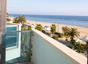 Balcony view - Residence Mareamare (Grottammare)