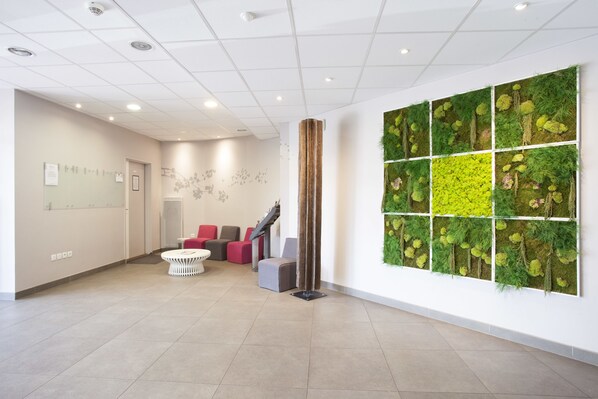 Reception - L'Aéronat (Saint-Cyr-l'Ecole)