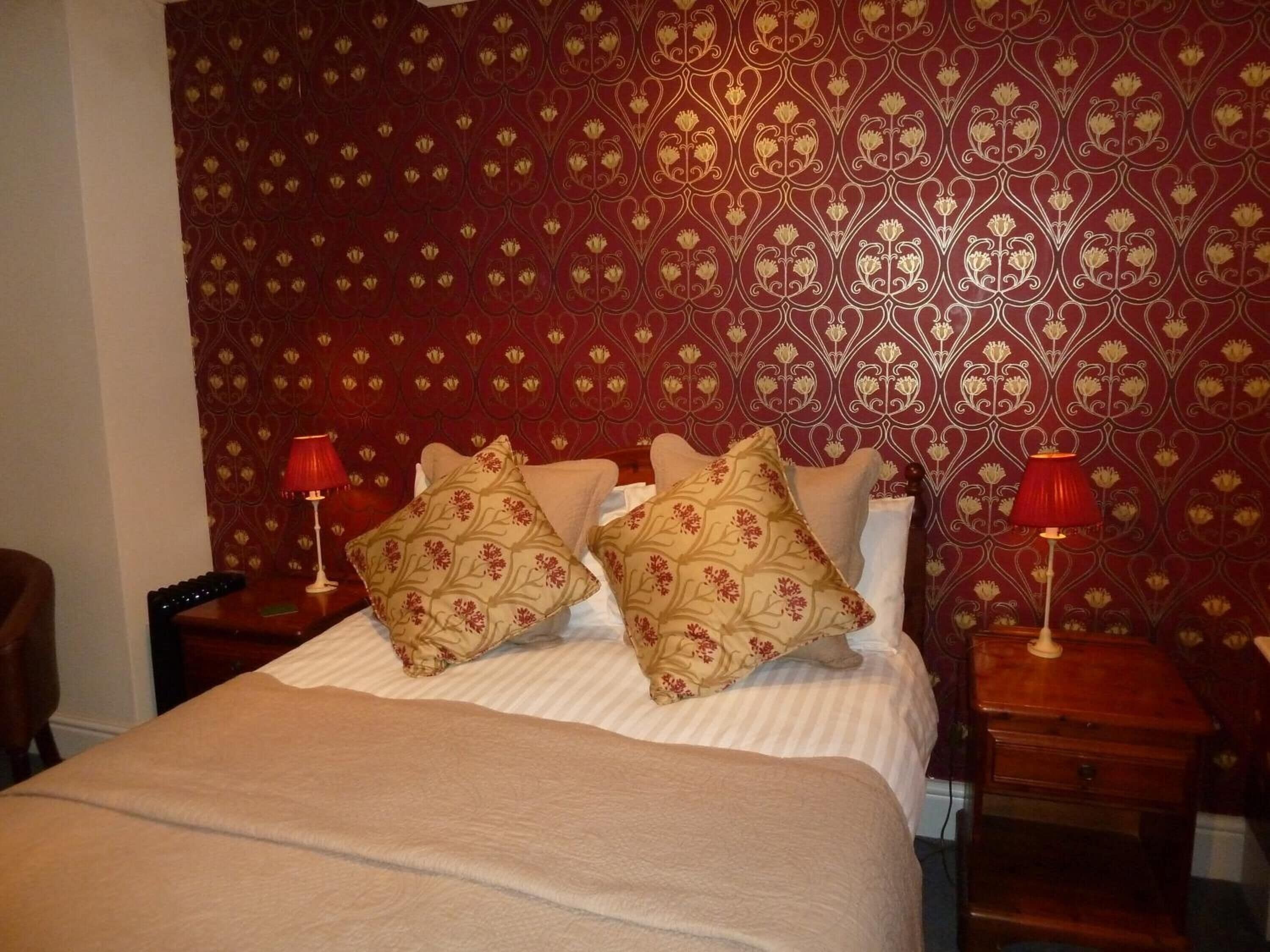 In-room safe, iron/ironing board, free WiFi