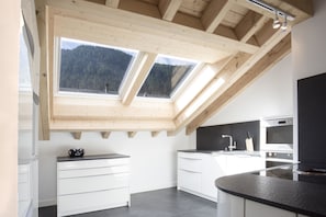 Apartment, 3 Schlafzimmer, Balkon, Bergblick (Matterhorn) | Eigene Küche
