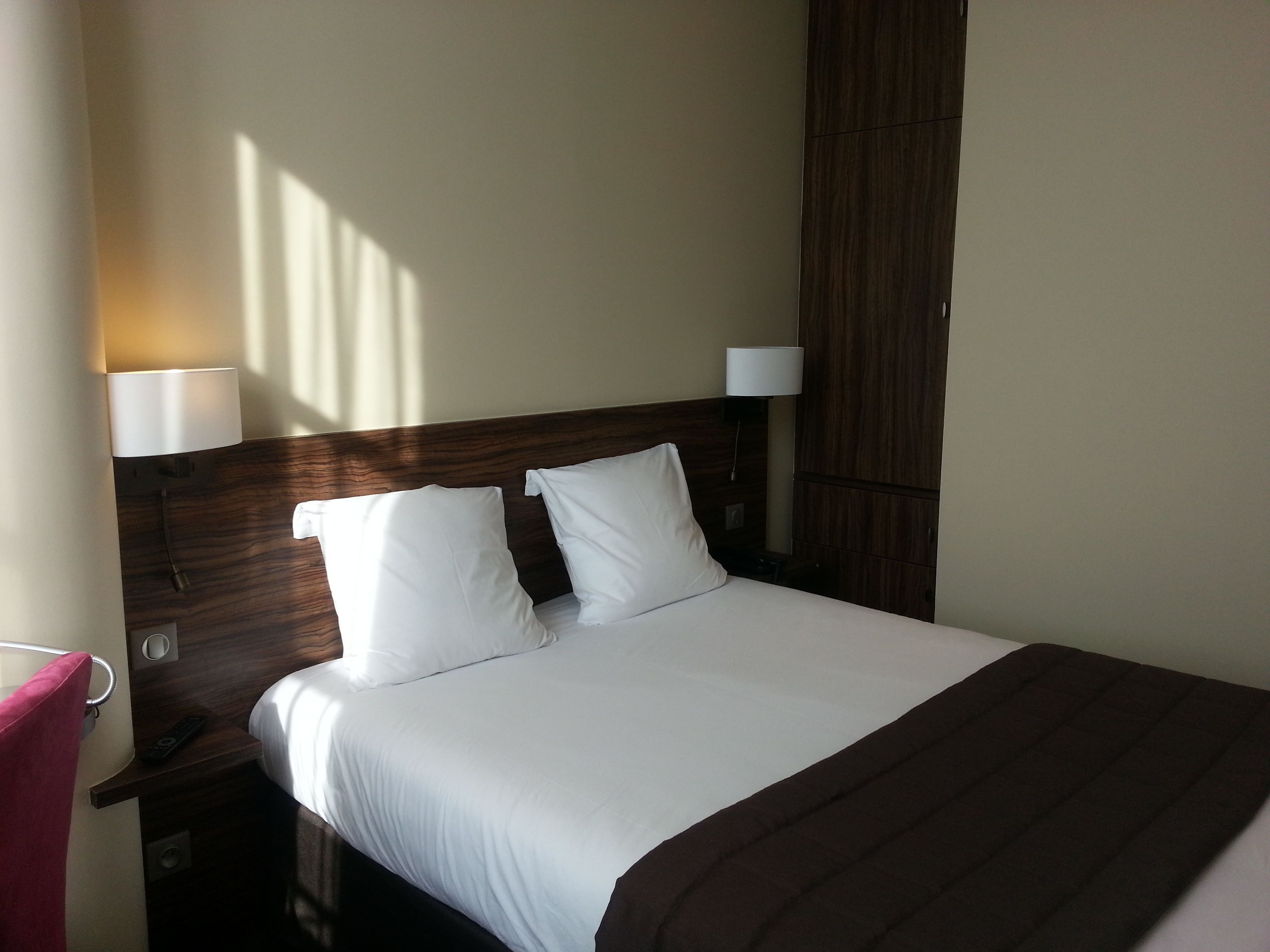 double room | premium bedding, minibar, in-room safe, desk