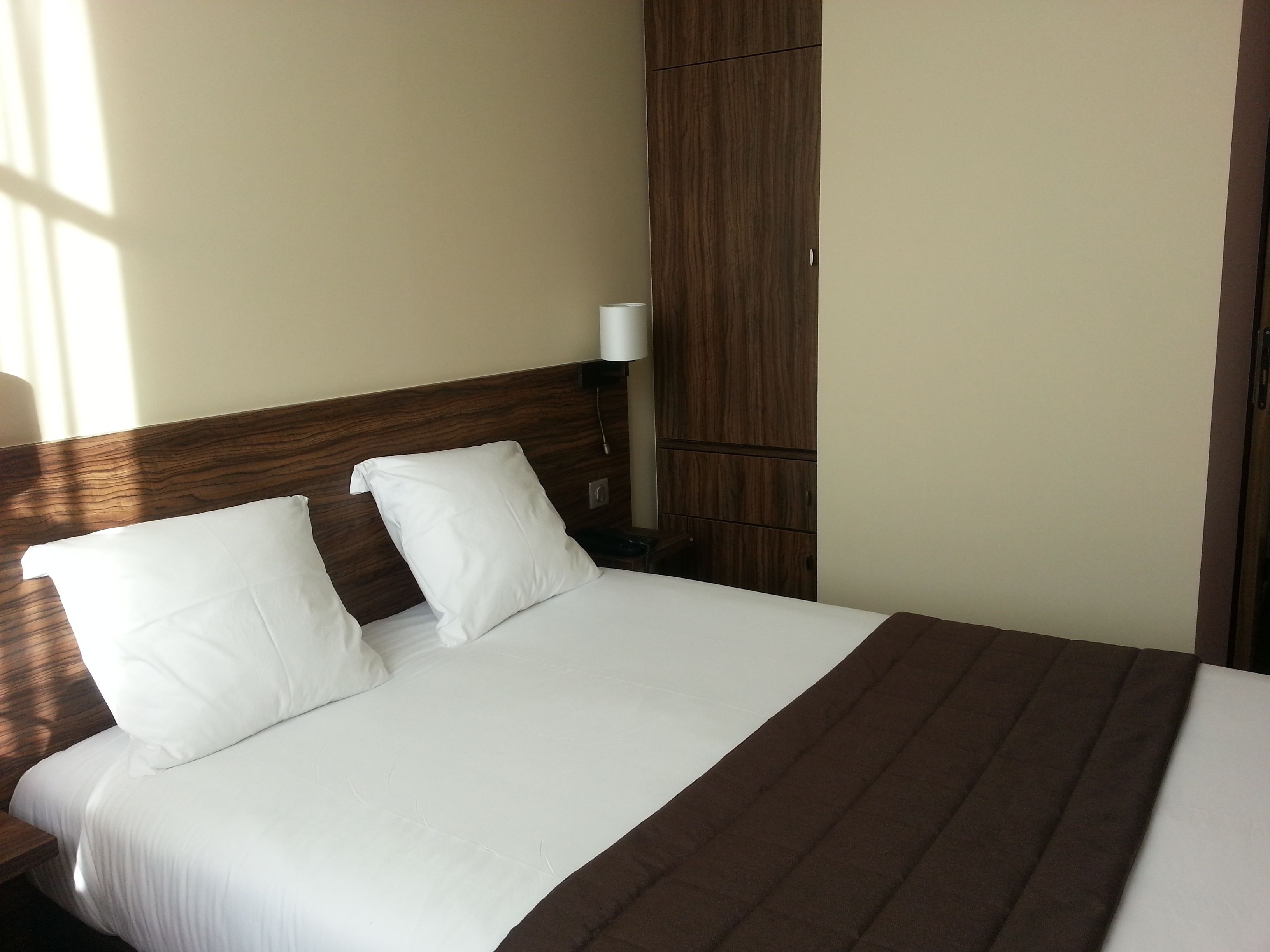 Double Room | Premium bedding, minibar, in-room safe, desk