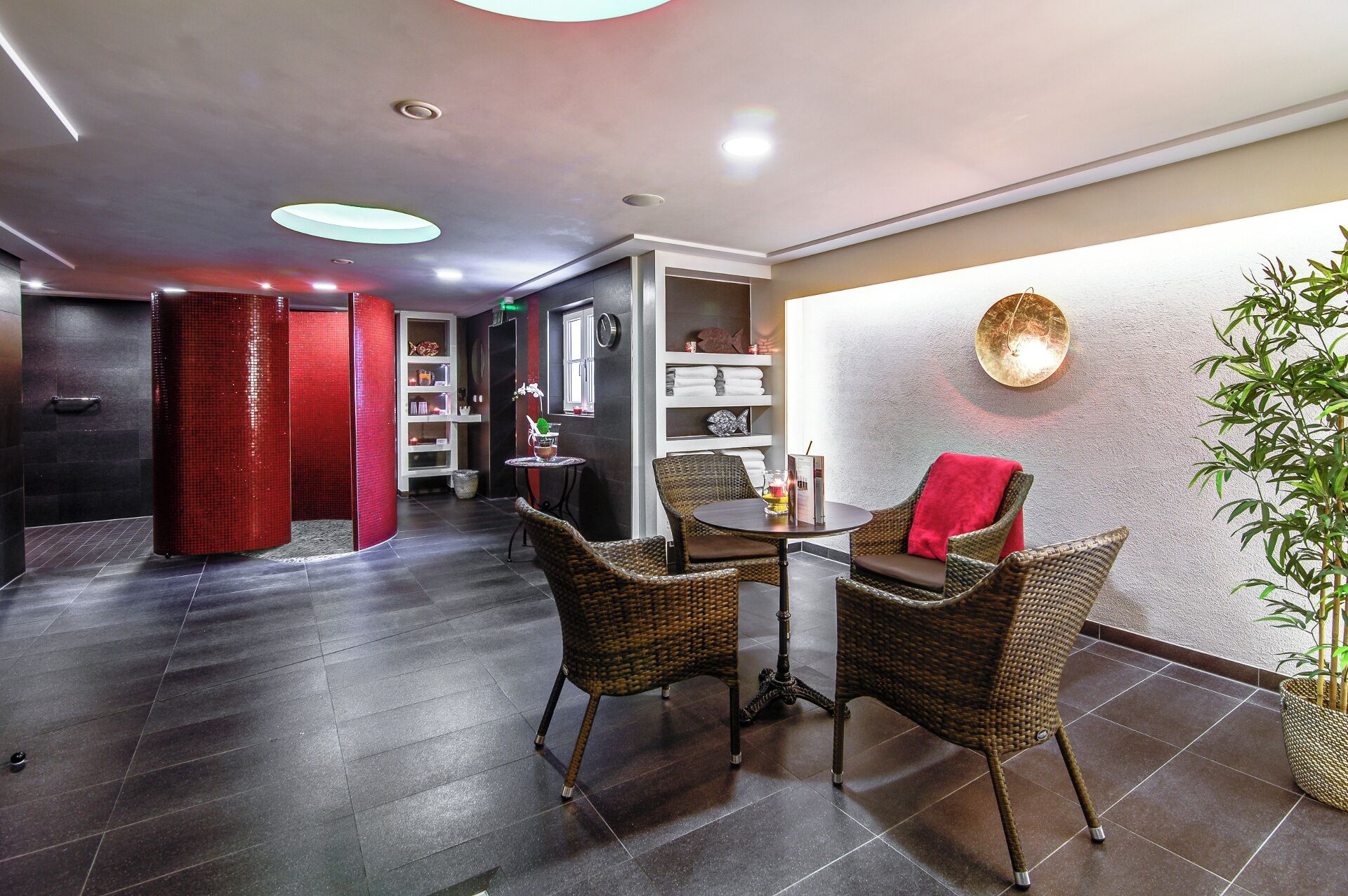 sauna, steam room, body treatments, hot stone massages, body wraps