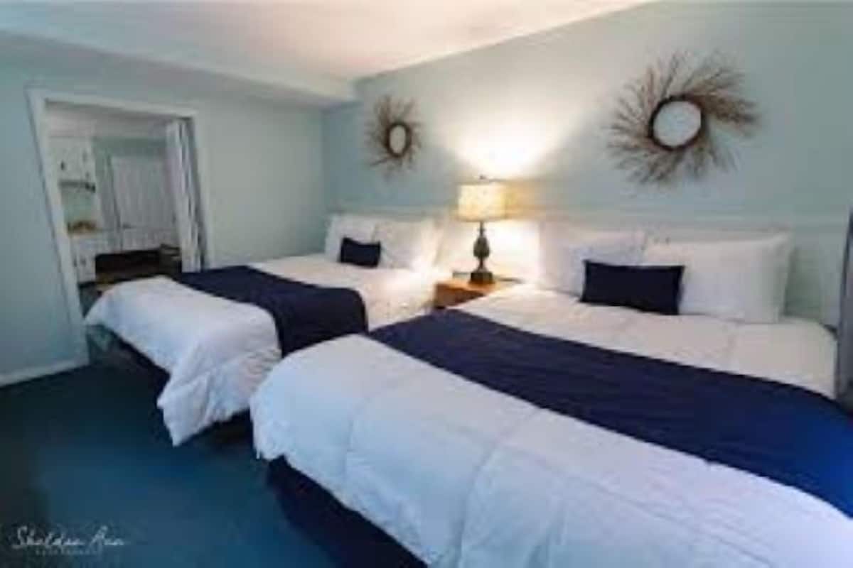 Standard-Suite, 1 Schlafzimmer | 1 Schlafzimmer, Verdunkelungsvorhänge, kostenloses WLAN, Bettwäsche