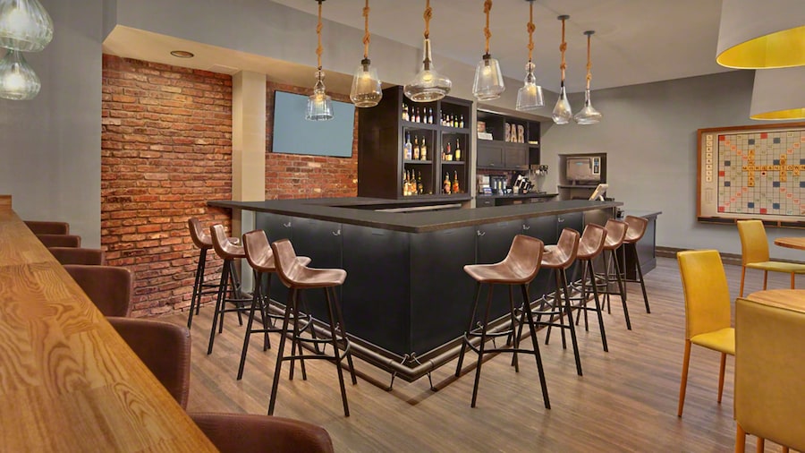 Scholar Morgantown, Tapestry Collection by Hilton