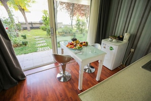 Suite Deluxe | Restauration dans la chambre
