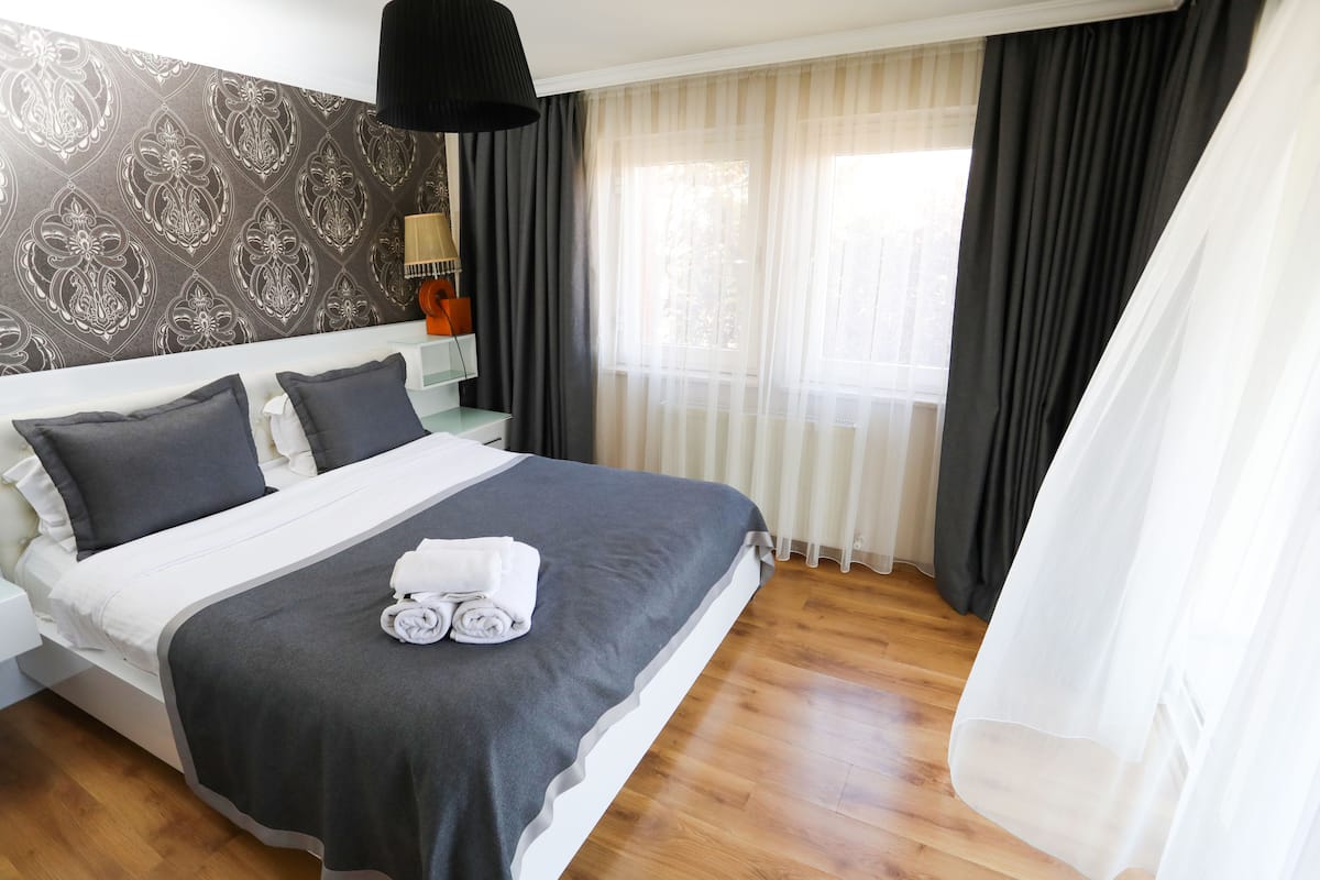 Apartment, 2 Bedrooms | In-room safe, soundproofing, iron/ironing board, cribs (free)