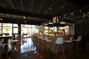 2 bars/lounges, poolside bar