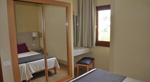 1 bedroom, in-room safe, free cots/infant beds, WiFi