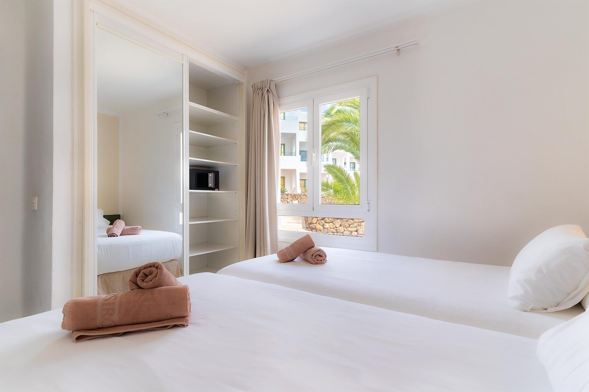 Lits bébé (gratuits)