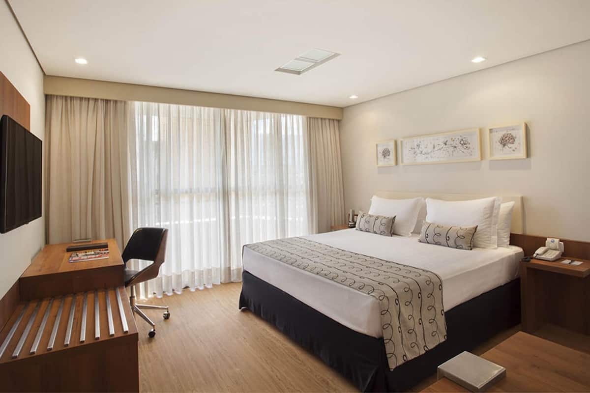 1 bedroom, minibar, in-room safe, desk