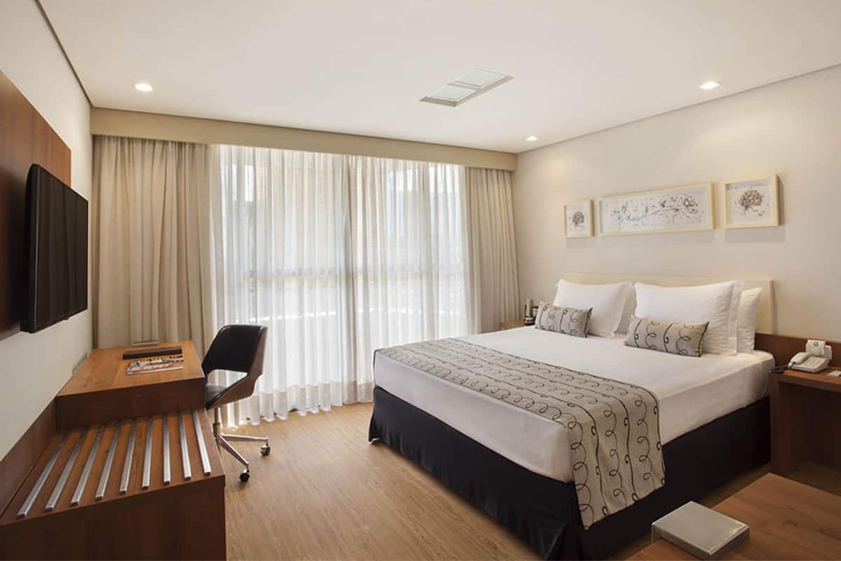 1 bedroom, minibar, in-room safe, desk