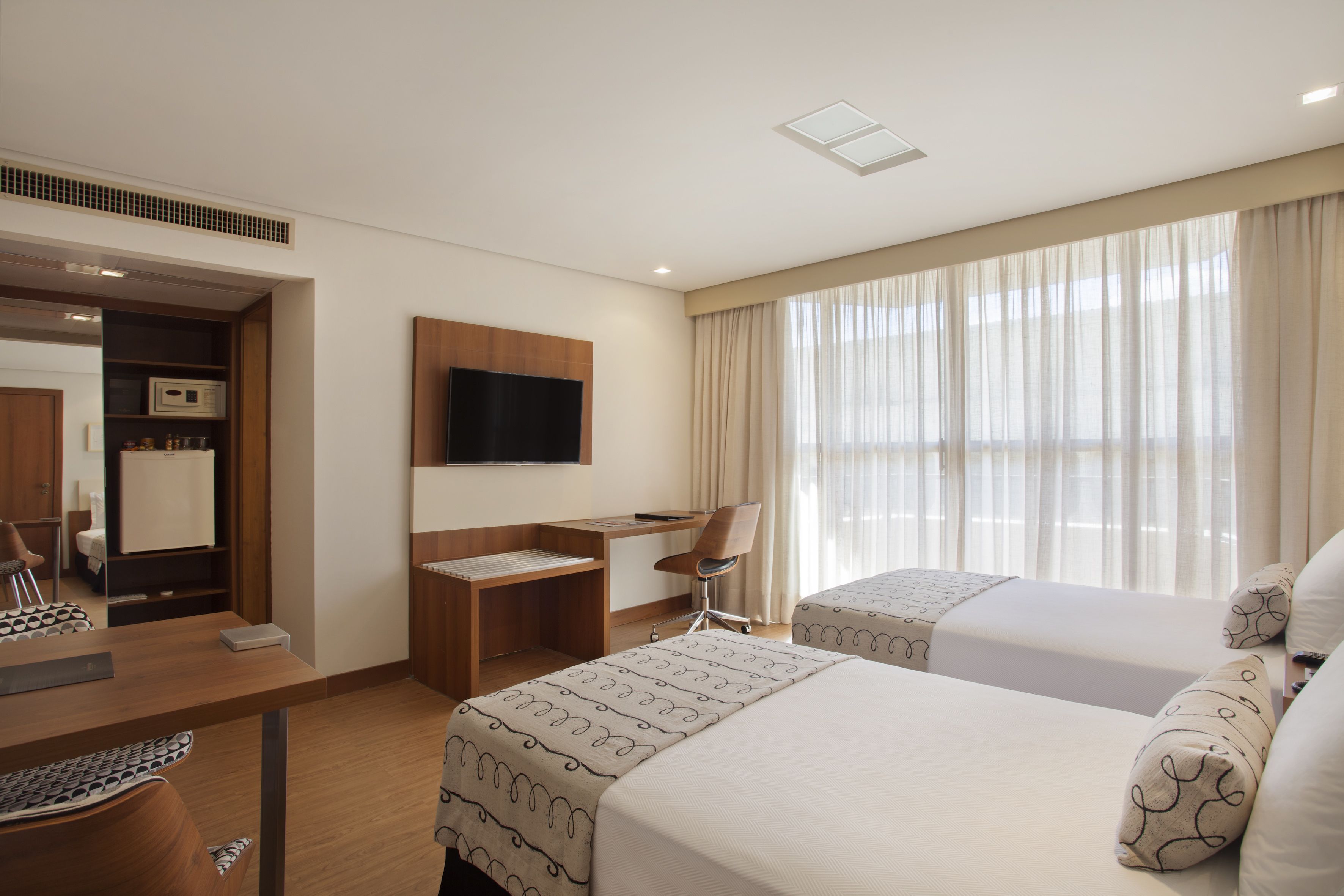 1 bedroom, minibar, in-room safe, desk