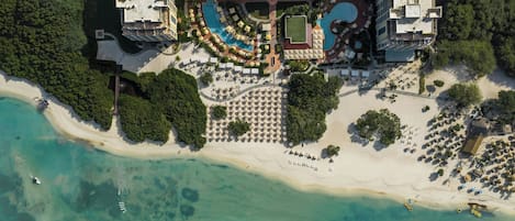 Vue depuis lâhĂ©bergement