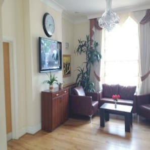 Single Room, Ensuite - Camden Town Hotel (London)